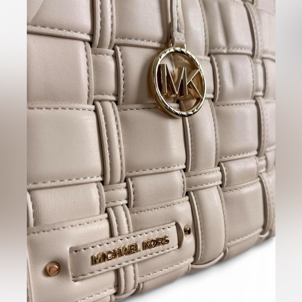 Michael Kors Beige Woven Tote - Picture 3 of 9